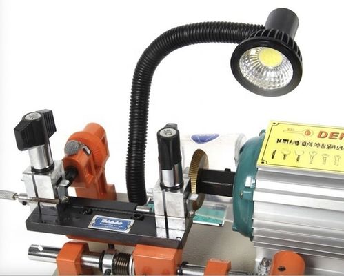 Defu 238BS Ключевая режущая машина 110V-230V 120W Автоматическая машина для дублирования ключей 58*25*23 см